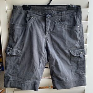 Kuhl womens hiking shorts -6 pockets! size 8